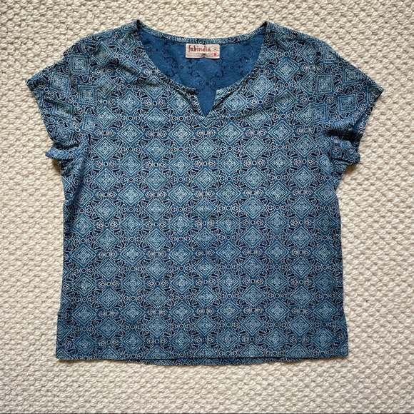 Vintage blue & white patterned cotton top - Picture 3 of 12